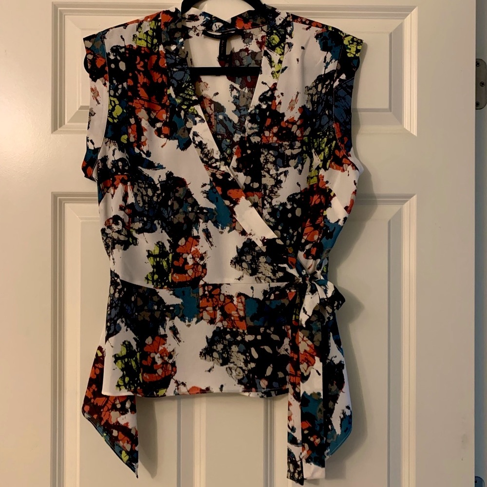 BCBG MaxAzria Wrap Blouse Size M; Tie waist; sleeveless